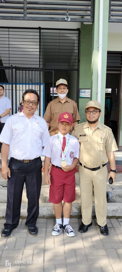 Bikin Bangga, Rafa Pelajar SD Bintara Jaya VII Boyong Emas Taekwondo