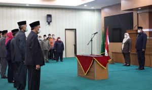 Plt. Wali Kota Bekasi Lantik 16 Pejabat Esselon II Pemerintah Kota Bekasi.