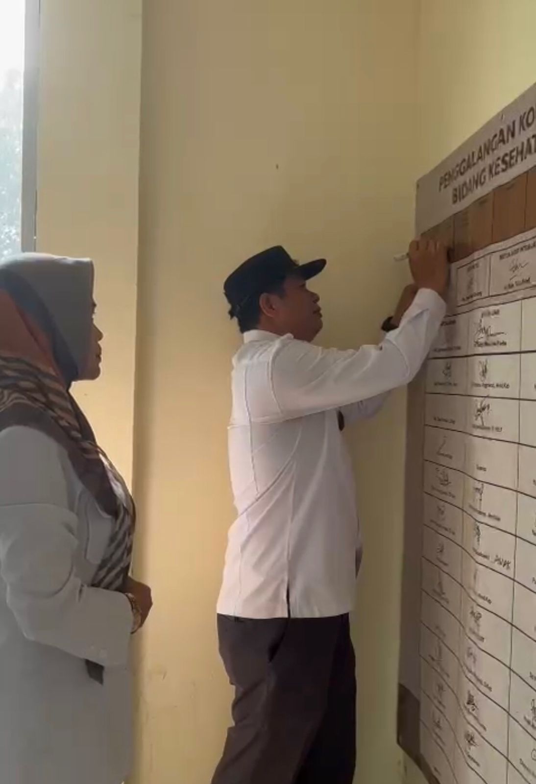 PUSKESMAS PADURENAN PENGGALANGAN KOMITMEN