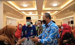 Plt Wali Kota Bekasi Ajak Kepala Sekolah Untuk Terus Dampingi Muridnya