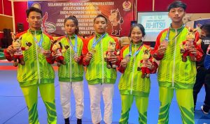 Para atlet jujitsu Kota Bekasi, yang berhasil meraih medali dalam event PORPROV XIV Jabar di Lembang, Kabupaten Bandung Barat.