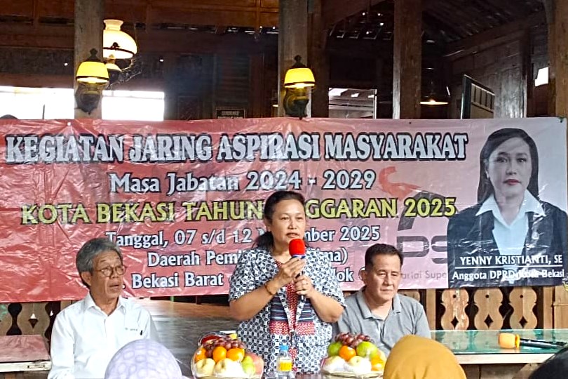 Anggota DPRD Kota Bekasi Yenny Kristianti saat melakukan kegiatan reses III Tahun 2025, Senin (10/11/2025).